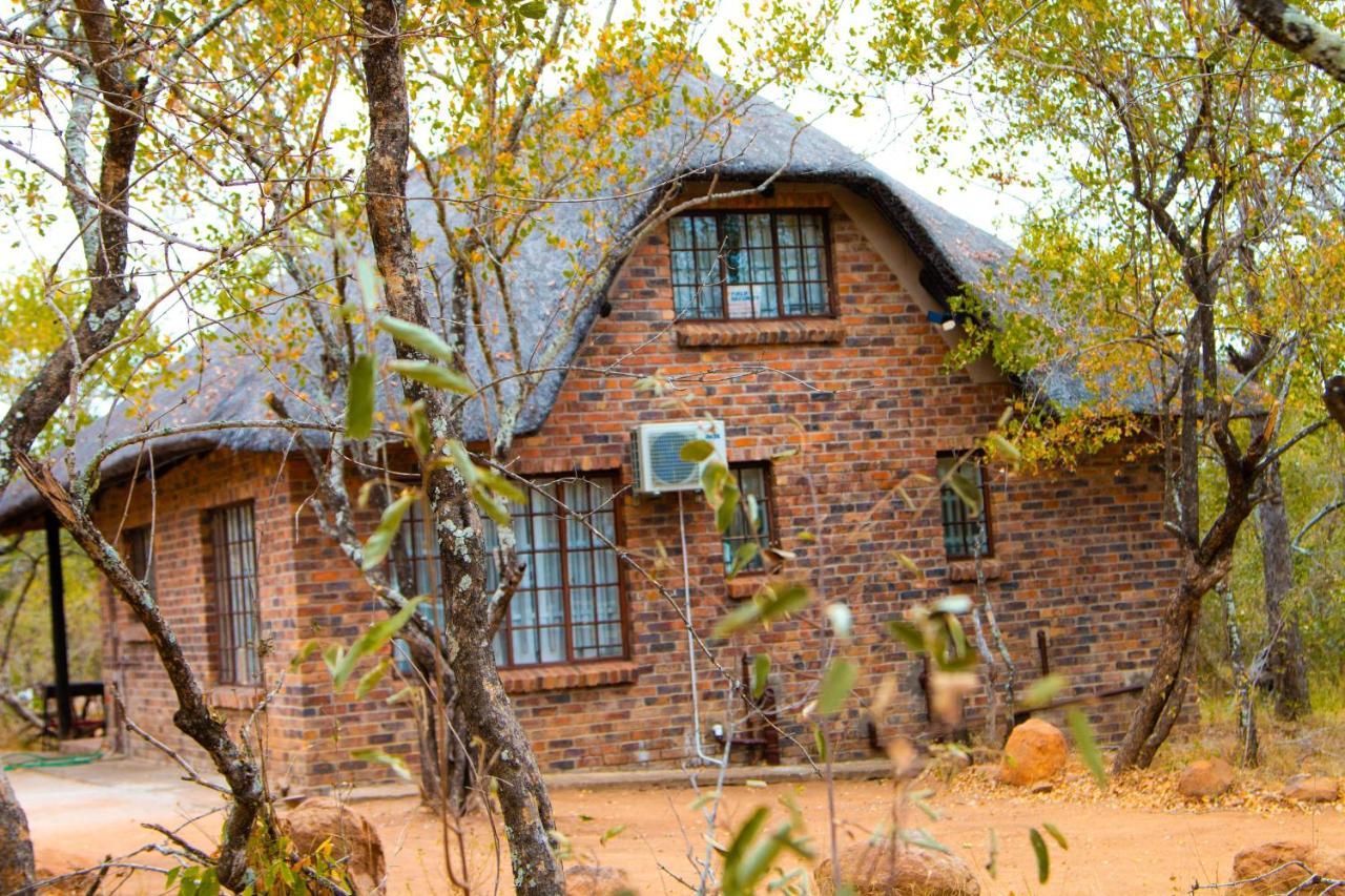 מרלות' פארק Nanisto Bush Lodge מראה חיצוני תמונה